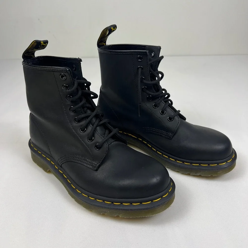 Dr. Martens 1460 8-Eyelet Boot Size 7 US Men Black Leather Good Condition